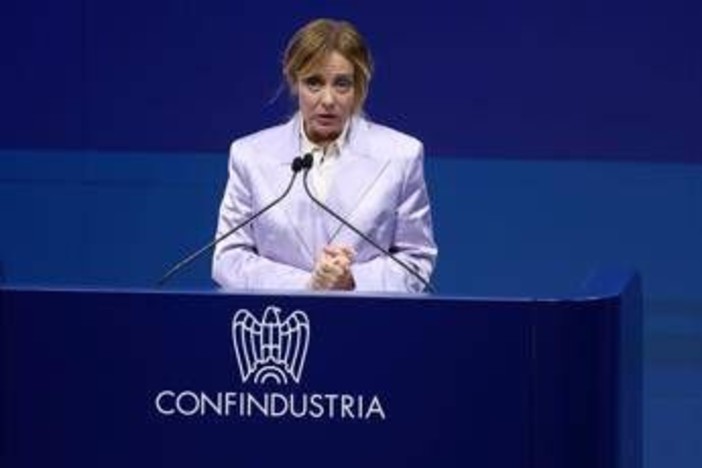 Confindustria, Meloni: "Subito cantiere comune per riforma radicale burocrazia in Italia" Confindustria, Meloni: "Subito cantiere comune per riforma radicale burocrazia in Italia"