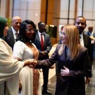 Italia-Africa, Meloni in Etiopia rilancia il Piano Mattei: "Scommessa che stiamo vincendo"