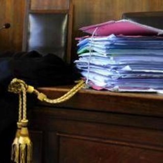 Uccise il vicino che gli stava demolendo casa con la ruspa, assolto per legittima difesa