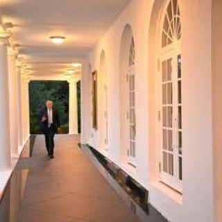 Medio Oriente, allerta Usa: "Rischio escalation". Trump anticipa rientro da Camp David