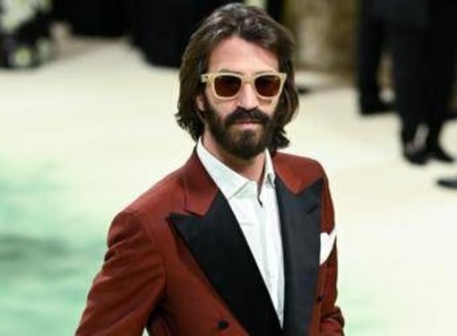 Editoria, il Domani: "Del Vecchio offre a Elkann 140 milioni per Gedi" Editoria, il Domani: "Del Vecchio offre a Elkann 140 milioni per Gedi"