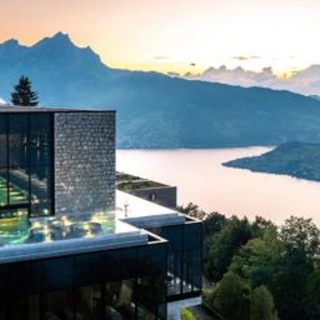 Accordo Iran-Usa, firma in Svizzera nel resort di Burgenstock: set di James Bond amato da Hepburn e Loren