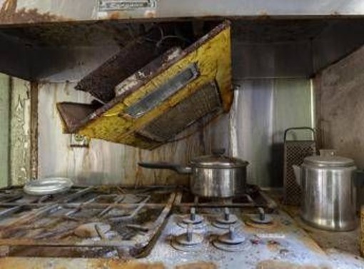 Treccani lancia l'allarme "barbonismo domestico": il disagio (spesso) invisibile