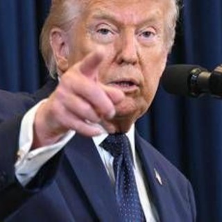 Iran, Trump: "Guerra finirà presto, deciderò io quando"