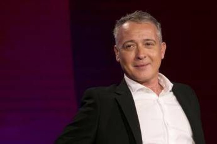 Diaco dedica 'BellaMa' al ricordo delle vittime di Crans-Montana Diaco dedica 'BellaMa' al ricordo delle vittime di Crans-Montana