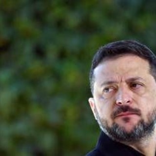 Ucraina, Zelensky: "A novembre trilaterale con Usa e Russia". Trump: "Presto la svolta"