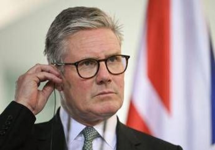 Governo Uk, Starmer sempre più in crisi: Streeting in campo, Burnham attende il via libera