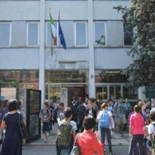 Vacanze agli sgoccioli e anno scolastico 2026/2027 alle porte: quando comincia la scuola, le date regione per regione Vacanze agli sgoccioli e anno scolastico 2026/2027 alle porte: quando comincia la scuola, le date regione per regione