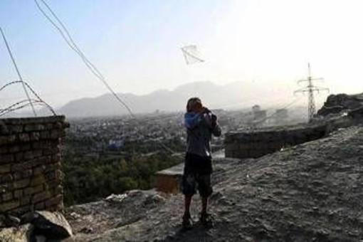 Afghanistan, Emergency: con costi trasporto e medicine, carenza dottoresse a rischio vita mamme e bambini