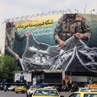 Iran, tv di Stato: "Ricevuta bozza di accordo con Usa per fine guerra e riapertura Hormuz" Iran, tv di Stato: "Ricevuta bozza di accordo con Usa per fine guerra e riapertura Hormuz"