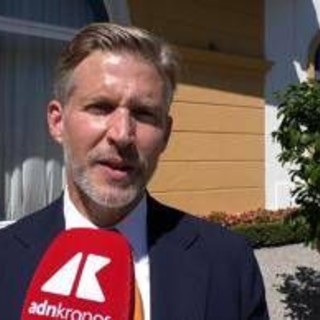Ross: "In Italia burocrazia totalmente esagerata"