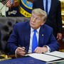 Trump “Israeliani non colpiscano Gaza, Hamas ha accettato di deporre le armi”