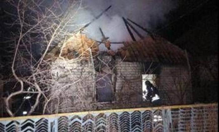 Ucraina, raid con droni e missili russi vicino Kiev: 4 morti e 10 feriti Ucraina, raid con droni e missili russi vicino Kiev: 4 morti e 10 feriti