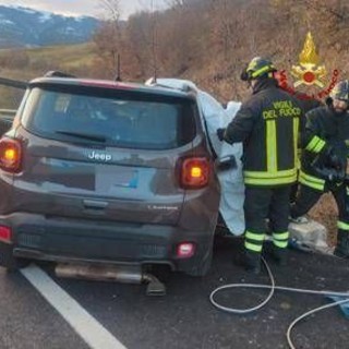 Auto fuori strada sulla Salaria a Rieti, morto un uomo Auto fuori strada sulla Salaria a Rieti, morto un uomo