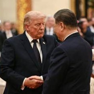 Trump: "La Cina non fornirà armi all'Iran". Teheran apre Hormuz alle navi di Pechino