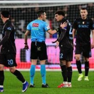 Hojlund e Vergara cadono in area, Conte chiede rigore: proteste in Juventus-Napoli