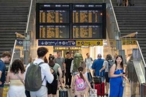 Scioperi settembre, da treni a tpl e aerei: al via 'mese caldo' per i trasporti Scioperi settembre, da treni a tpl e aerei: al via 'mese caldo' per i trasporti