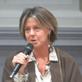 Farmaci, Lorenzin: "Italia punti su ricerca e politiche evidence-based"