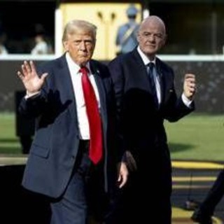 Sorteggio Mondiali 2026, parata di star con Williams e Bocelli. Un premio (per la pace) a Trump