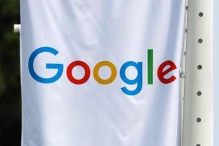 Google, Ue avvia indagine antitrust sull'uso dei dati per l'intelligenza artificiale Google, Ue avvia indagine antitrust sull'uso dei dati per l'intelligenza artificiale