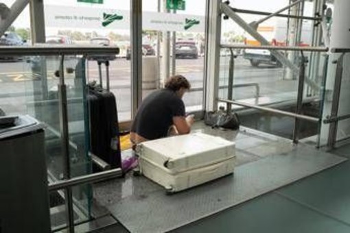 Etna, ancora cenere dal vulcano: stop ai voli all'aeroporto Catania