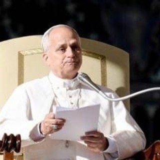 Papa Leone sta studiando tedesco su Duolingo, e gli utenti lo riconoscono