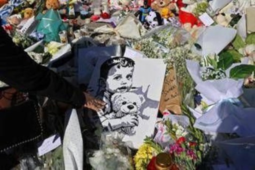 Bimbo morto a Napoli, posizione esperti Siaarti: "Non si spezzi catena fiducia Ssn e Rete trapianti" Bimbo morto a Napoli, posizione esperti Siaarti: "Non si spezzi catena fiducia Ssn e Rete trapianti"