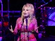 Lutto nella musica, morta a 80 anni la cantante country Dolly Parton