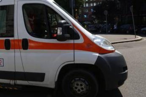 Carrara, operaio di 44 anni muore schiacciato da lastre di marmo Carrara, operaio di 44 anni muore schiacciato da lastre di marmo