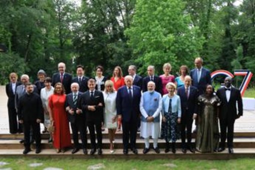 Ultimo giorno del G7 di Evian, possibile nuovo incontro Trump-Zelensky - Diretta Ultimo giorno del G7 di Evian, possibile nuovo incontro Trump-Zelensky - Diretta