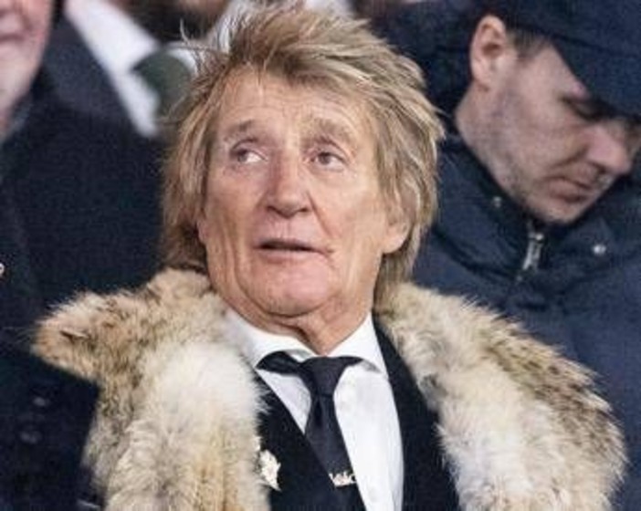Rod Stewart annulla le date del tour negli Stati Uniti dopo un intervento al cuore