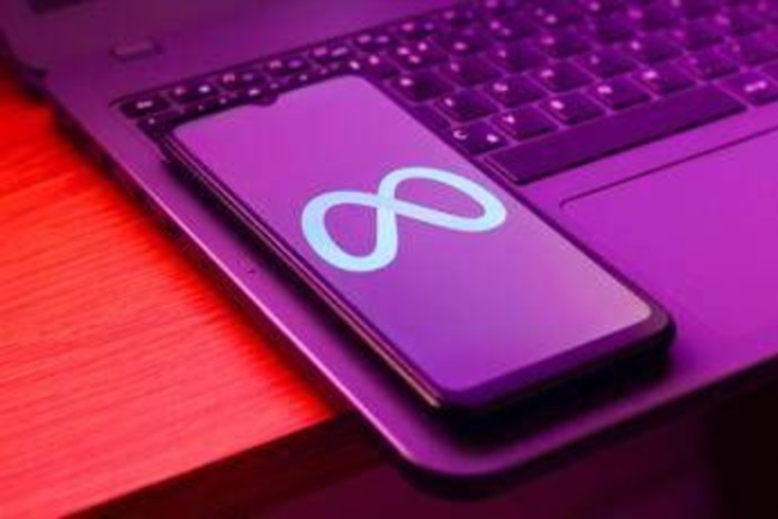 Nessuno 'cattura' dati come Meta, Zuckerberg batte Amazon, Microsoft e Apple: lo studio