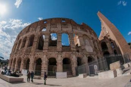Far west dei biglietti del Colosseo, la denuncia delle guide turistiche contro il 'secondary ticketing' Far west dei biglietti del Colosseo, la denuncia delle guide turistiche contro il 'secondary ticketing'