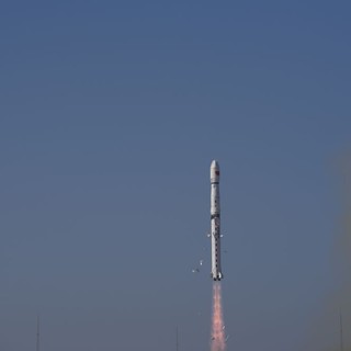 Cina, lanciato un nuovo satellite nello spazio