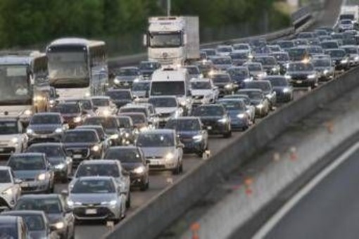 Controesodo agosto, traffico in aumento: bollino rosso tra sabato e domenica Controesodo agosto, traffico in aumento: bollino rosso tra sabato e domenica