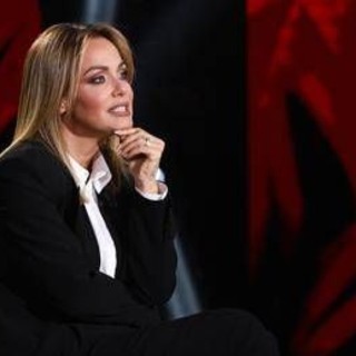 Sonia Bruganelli, la figlia Silvia Bonolis torna a casa: "Grazie per le vostre preghiere" Sonia Bruganelli, la figlia Silvia Bonolis torna a casa: "Grazie per le vostre preghiere"