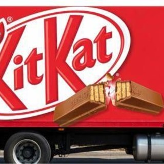 Furto record di KitKat, ritrovate le 12 tonnellate di cioccolato scomparse durante il trasporto: indagini in corso