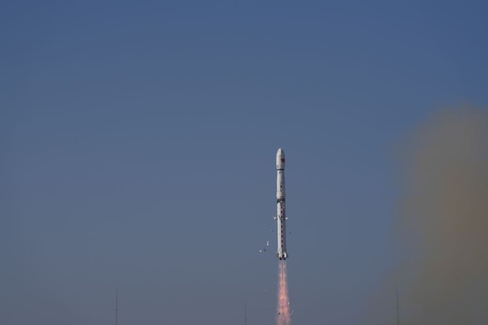 Cina, lanciato un nuovo satellite nello spazio Cina, lanciato un nuovo satellite nello spazio
