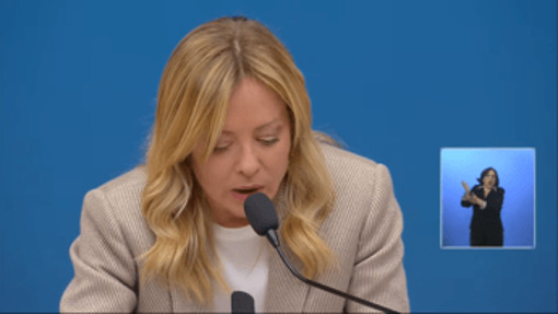 Conferenza premier Meloni, tre parole chiave per l'economia: crescita, occupazione, salari