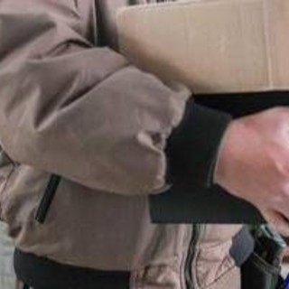 Manovra, Urso: &quot;Tassa su piccoli pacchi? E' per la consegna di quelli che arrivano dalla Cina&quot;