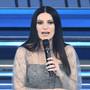 Sanremo, la gaffe 'piccante' di Pausini col microfono: "Mamma tutto bene..." Sanremo, la gaffe 'piccante' di Pausini col microfono: "Mamma tutto bene..."
