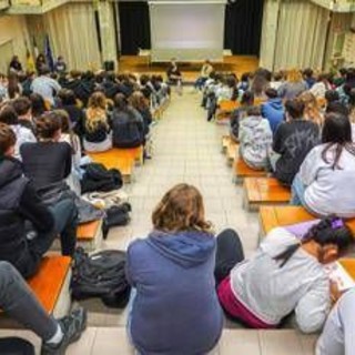 Sport, concluso progetto realizzato da Amazon insieme agli atleti del Cip nelle scuole italiane