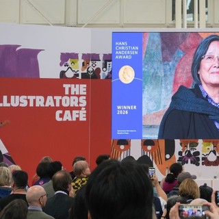 L’illustratrice cinese Cai Gao vince il premio Hans Christian Andersen