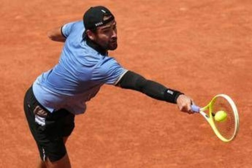 Berrettini litiga con l'arbitro a Roland Garros: cos'è successo con Comesana Berrettini litiga con l'arbitro a Roland Garros: cos'è successo con Comesana